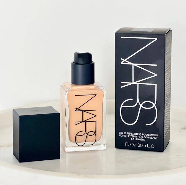 NARS Light Reflecting Foundation – Light 2 Mont Blanc
