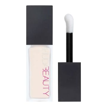 Huda Beauty Коректор - Цвят Honey