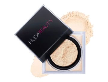 Huda Beauty Easy Bake Loose Powder – Pound Cake