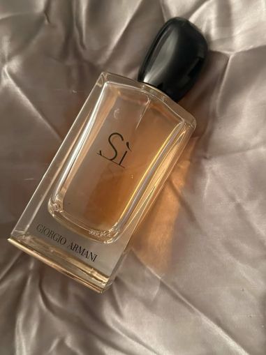 Giorgio Armani Si 
