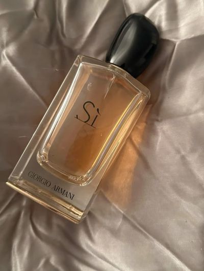  Giorgio Armani Si 