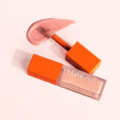 Huda Beauty FauxFilter Color Corrector Cherry Blossom